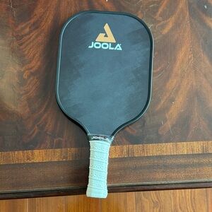 JOOLA Black Pickleball Paddle